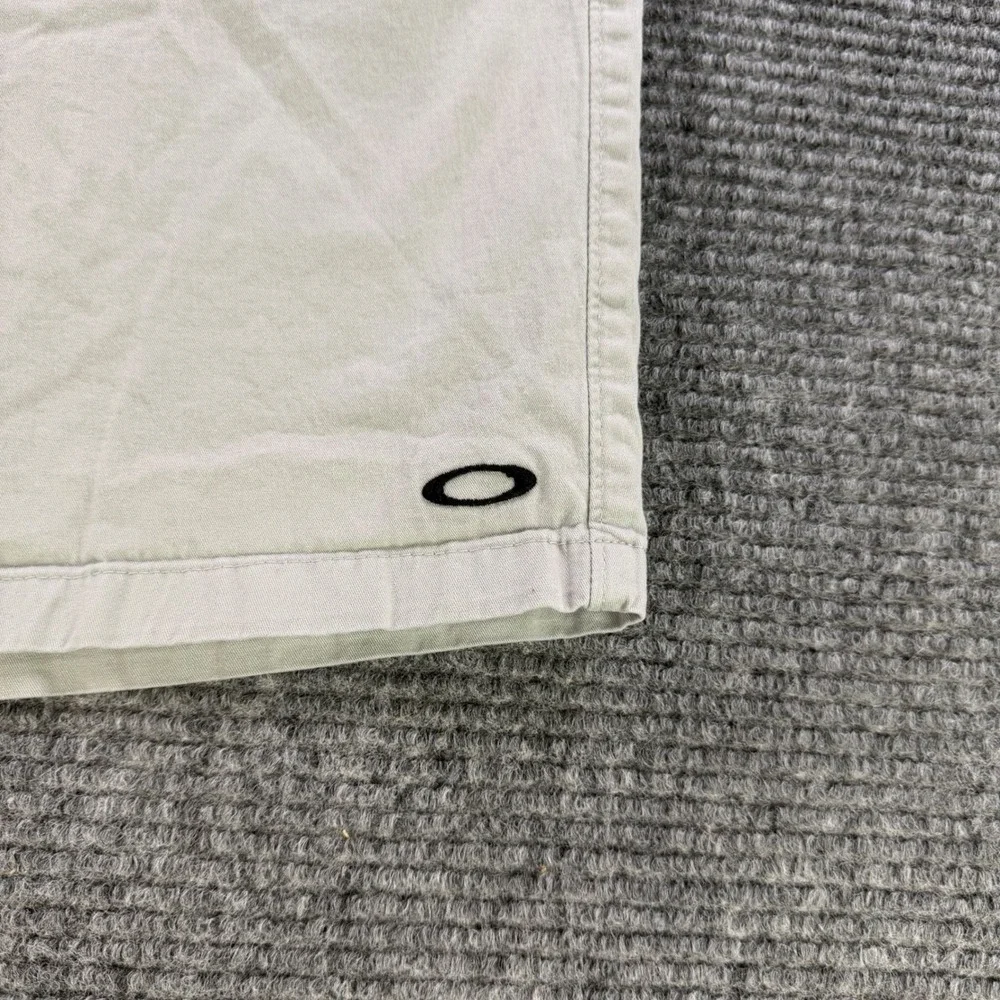 Oakley Regular Fit Chino‎ Shorts Mens 38 Khaki Tan Flat Front Casual Cotton